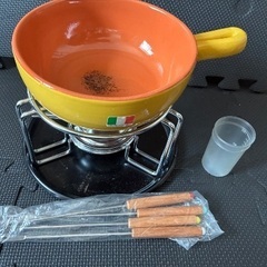 ⭐️格安！あったか〜く食べたい季節になりました！チーズフォンデュ鍋セット⭐️の画像