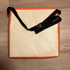 無料　子ども用　椅子の高さ調整クッションの画像