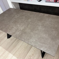 伸縮セラミックダイニングテーブル4人がけ の画像