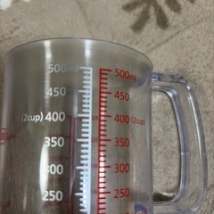 計量カップの画像
