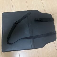 車用クッション 2つ ほぼ未使用の画像