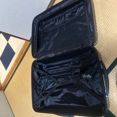 キャリーケース中古難アリの画像