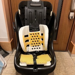 チャイルドシート　コンビの画像