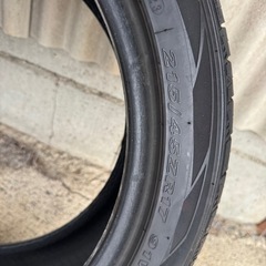 215/45ZR17 ROADSTONE EUROVIS Sport 04 サマータイヤ2本の画像