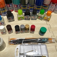 プラモデル　塗料　ペイントの画像