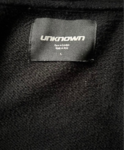 unknown london 赤黒 パーカー
