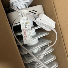 De'Longhi (デロンギ) オイルヒーター ヴェルティカルド RHJ21F0812-WH の画像