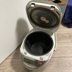 TOSHIBA🔴真空圧力IH炊飯器の画像