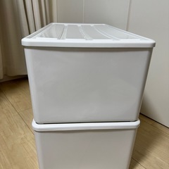 衣装ケースの画像