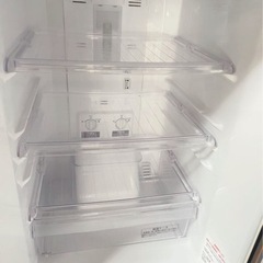 (送料無料) 2020年 美品 冷蔵庫 146L MITSUBISHI 霜取り不要 ヨコ取りポケット たっぷり3段棚収納 ⑧の画像