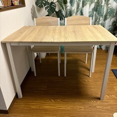 ダイニングテーブルセットの画像