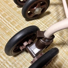 シルバーカー　手押し車　の画像