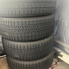 17インチ スタッドレス　ブリザックVRX2 アルファード　ミニバンの画像