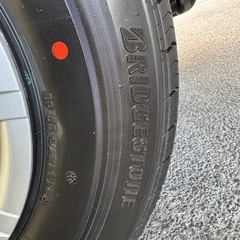 12/14納車 ハイエース 純正タイヤ 新車外し DPS 5km ブリヂストンの画像