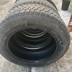  4本セットブリヂストン(BRIDGESTONE) 235/60R18 スタッドレスタイヤ BLIZZAK の画像