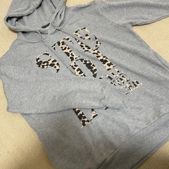 パーカー　Lサイズ