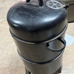 【値下げしました】バーベキュー　グリル　燻製器の画像