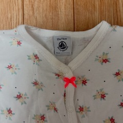 PETIT BATEAU ロンパース カバーオール 12M 74 花柄　足つき　 ベビー服　 女の子　 長袖　の画像