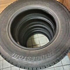 軽トラ、軽バン用スタッドレスタイヤ4本の画像