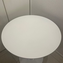 カフェテーブル　丸テーブルの画像