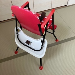 お食事　椅子の画像