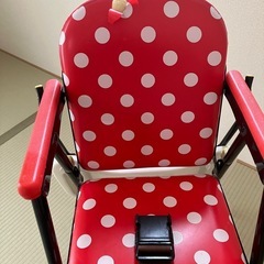 お食事　椅子の画像