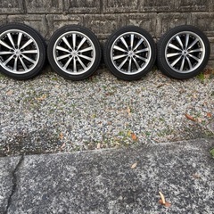 タイヤホイール18インチの画像