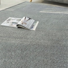 ラグ　カーペット　グレーの画像