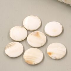 碁石 蛤白石 159個 那智黒石 165個 厚さ4～4.5㎜位 産地不明 札幌市 清田区 平岡の画像