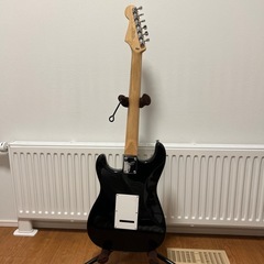 Squier by fender ストラト　黒の画像