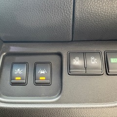 車検令和8年12月まで！両側パワスラ！8インチ純正ナビ！エマージェンシーブレーキ！フリップダウンモニター！スマートキー2個！全方位カメラ！の画像