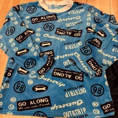 150㎝　パジャマ　冬用　長袖長ズボン　の画像