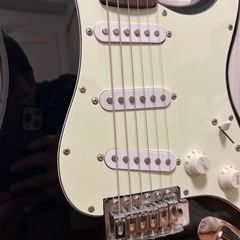 Squier by fender ストラト　黒の画像