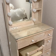 ドレッサー　ホワイト（椅子付き）の画像
