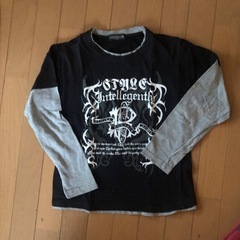 男児　長袖トレーナー2枚　長Tシャツ2枚  150の画像