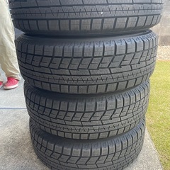 スタッドレスタイヤ4本セット
の画像
