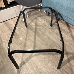 ガラステーブルの画像