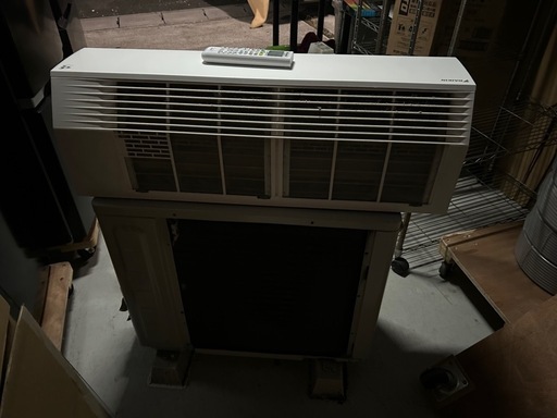 DAIKIN ダイキン　 12畳用　3.6kwエアコン　F36ZTCXS-W 2022年製 