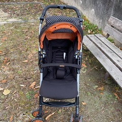 【2点セット】アップリカベビーカー、抱っこ紐の画像