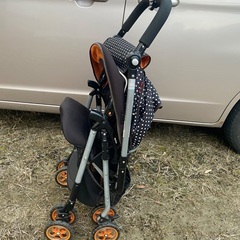 【2点セット】アップリカベビーカー、抱っこ紐の画像