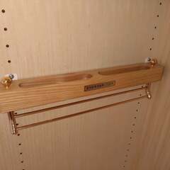 国産高級洋服タンス　府中家具　天然木家具　姿見鏡付きの画像