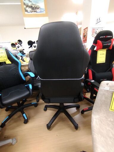 リユースのサカイ浦和店 【G051】ゲーミングチェア DXRACER レッド