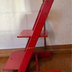 子供用　椅子　STOKKEの画像