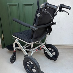 車椅子　簡易　介護　折りたたみの画像