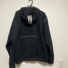 【値下げしました】adidas ニット フルジップパーカー LLサイズの画像