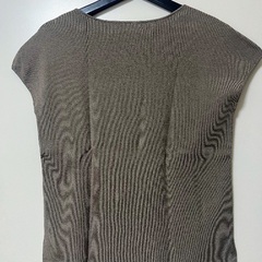 UNTITLED フレンチスリーブ　サイズ2の画像