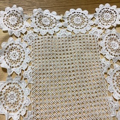 ハンドメイド　レース編み　テーブルセンター　テーブルクロス　ホワイト　37×73の画像