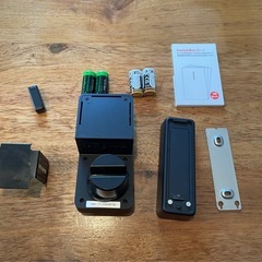 SwitchBot ドアロック 指紋 Smart Lock ブラックの画像