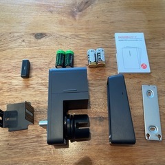 SwitchBot ドアロック 指紋 Smart Lock ブラックの画像