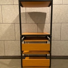 パソコンデスクの画像